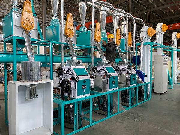 出口剛果日產(chǎn)20噸玉米磨粉機(jī)